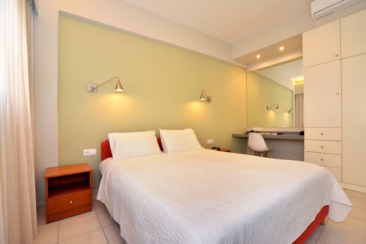 Theoxenia Hotel Apartments Chrani Esterno foto