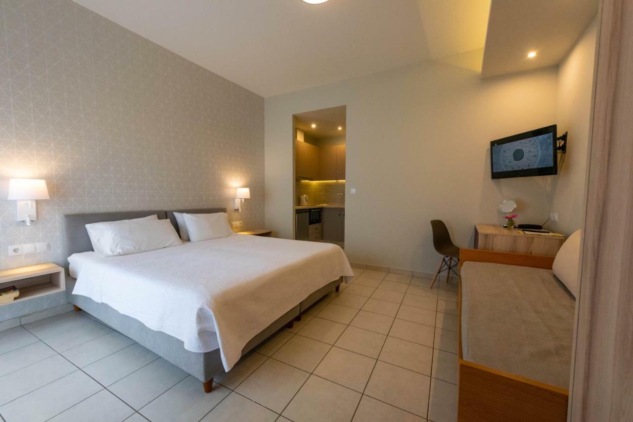Theoxenia Hotel Apartments Chrani Esterno foto